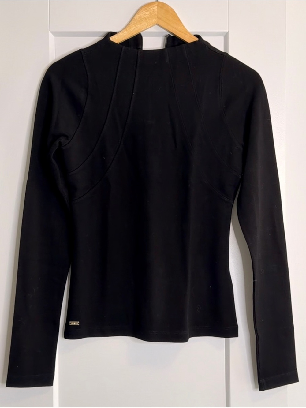 🩵2 for 30- Women's Black Long-Sleeve Crewneck Top